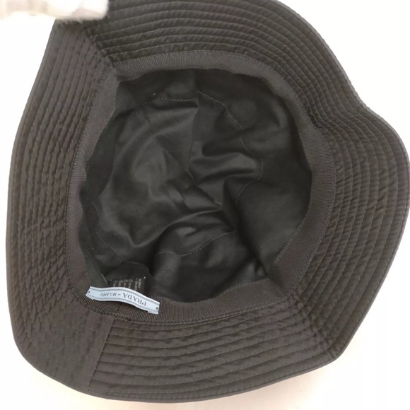 ❌SOLD❌ Prada Bucket Hat - Picture 4 of 8